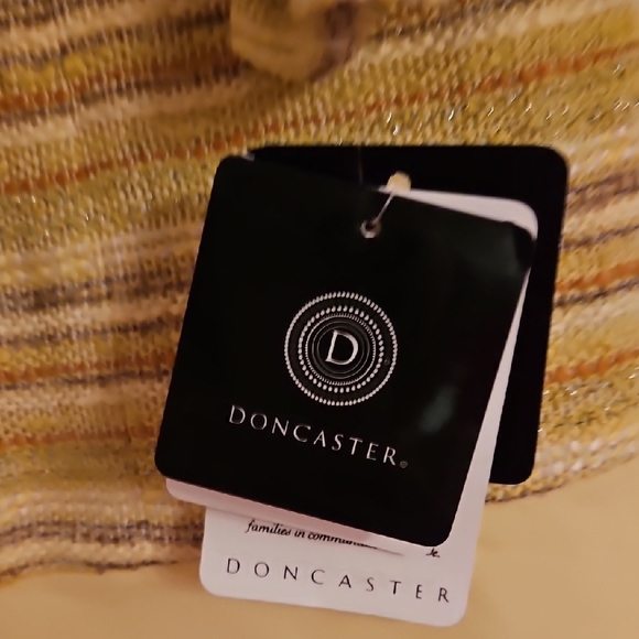 Doncaster Sz 16 Women's Yellow. Cream, Gold Striped Jacket $595 Retail! NWT - Picture 4 of 13